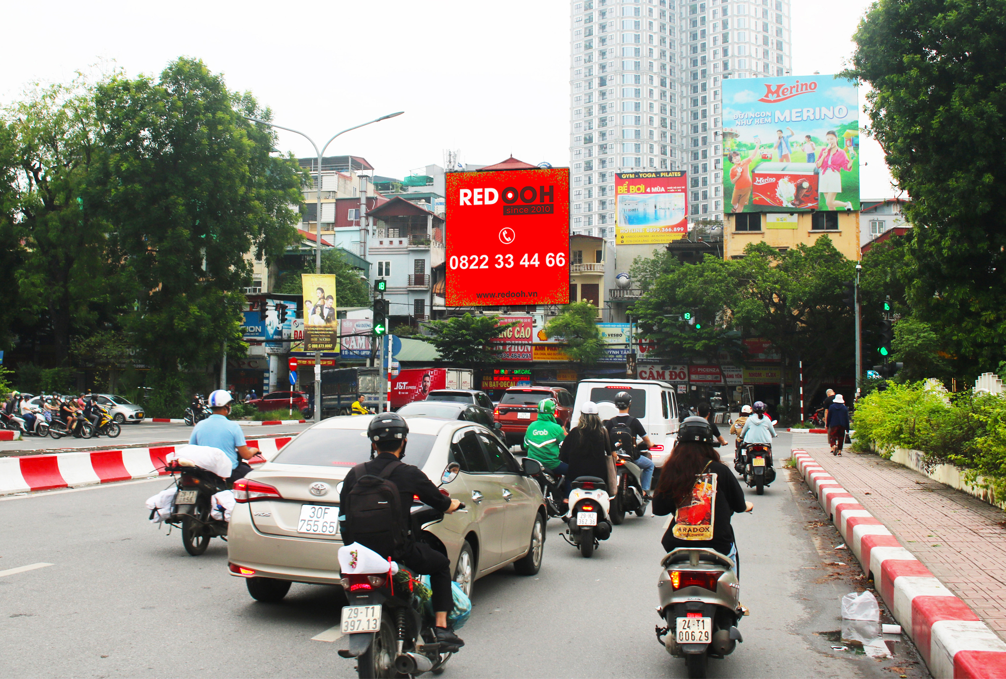 8/886 Đường Láng